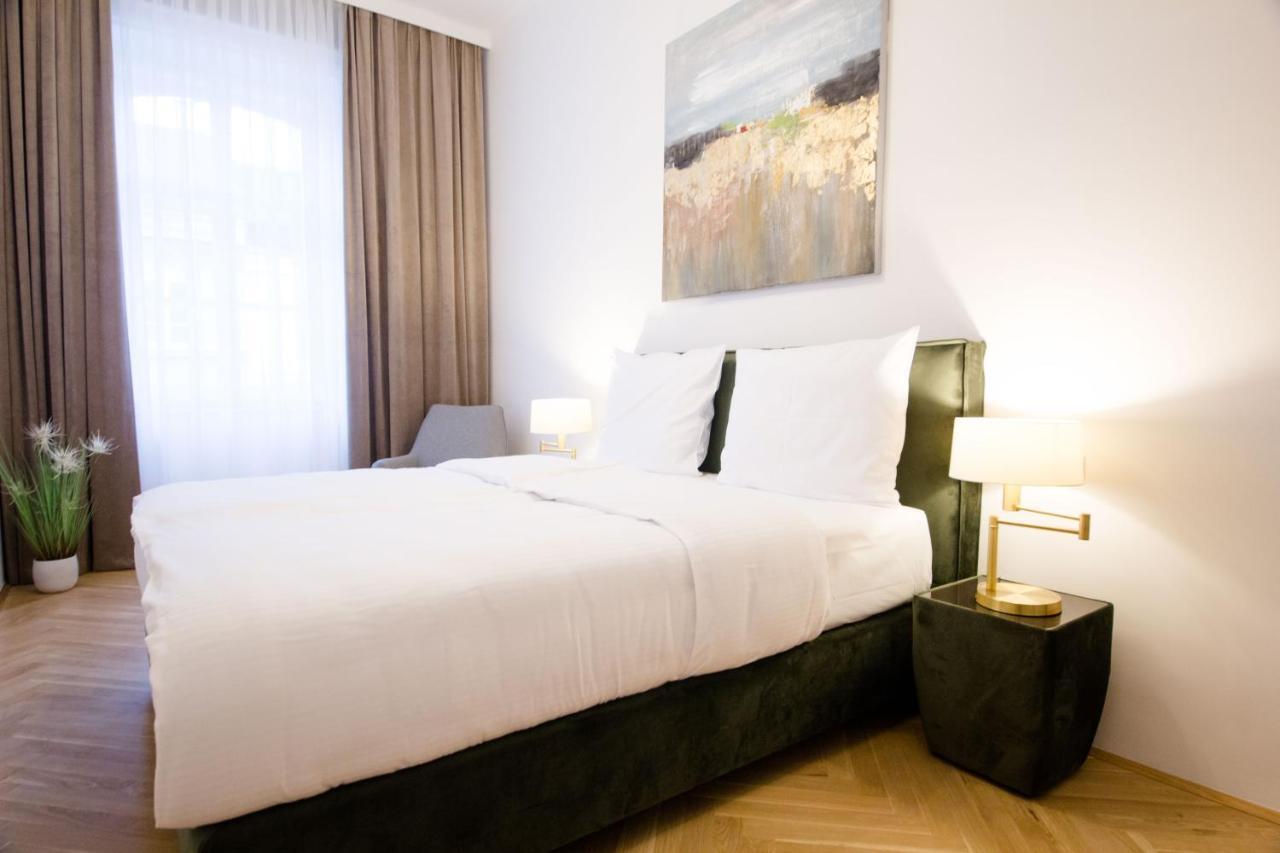 Studio Apartments Opera - Mai'S Apartments เวียนนา ภายนอก รูปภาพ