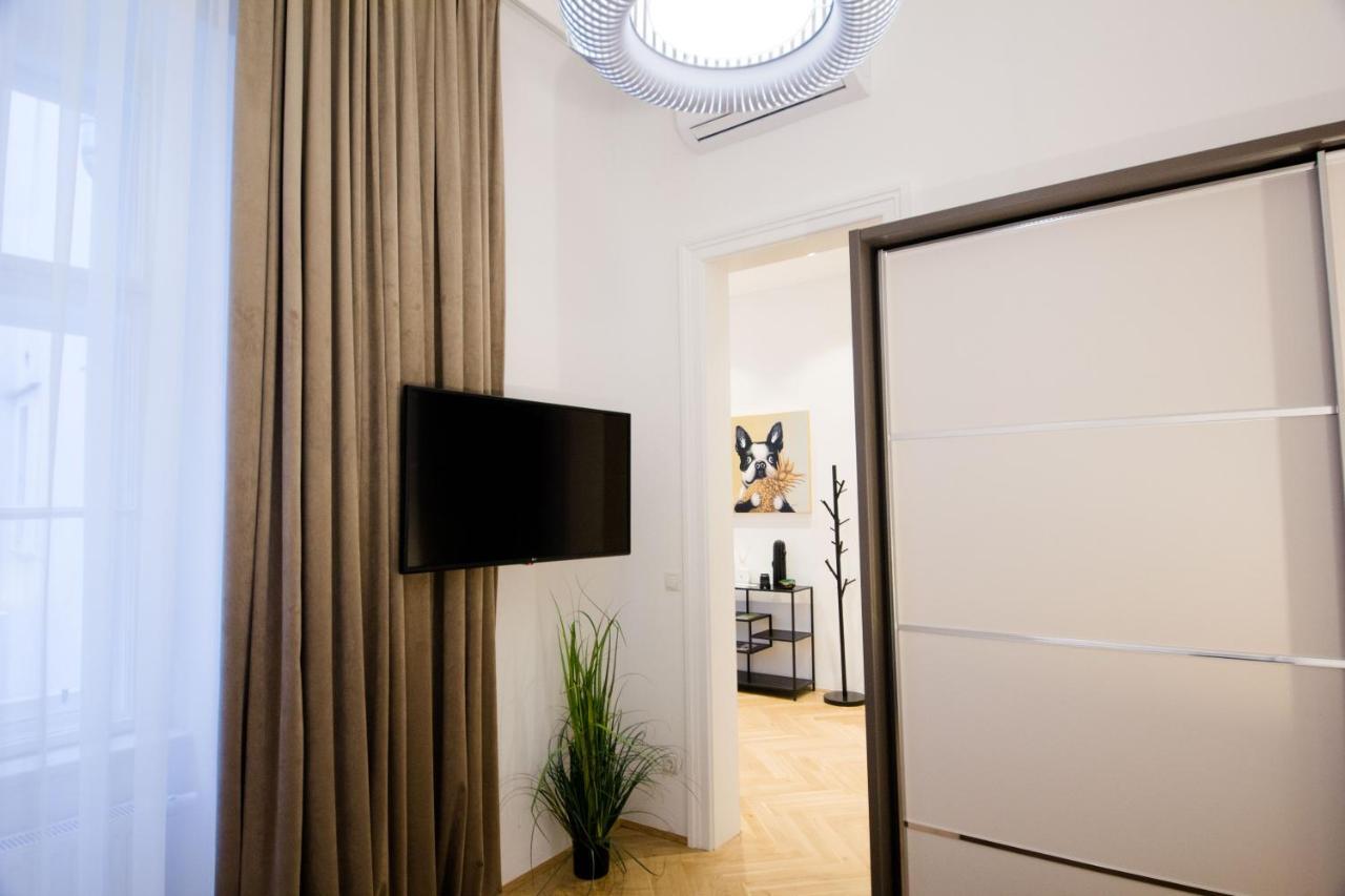 Studio Apartments Opera - Mai'S Apartments เวียนนา ภายนอก รูปภาพ