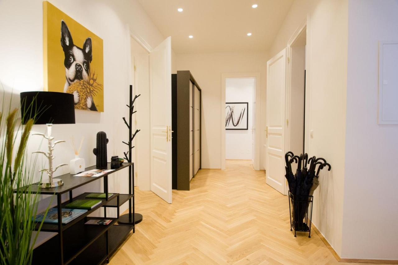 Studio Apartments Opera - Mai'S Apartments เวียนนา ภายนอก รูปภาพ
