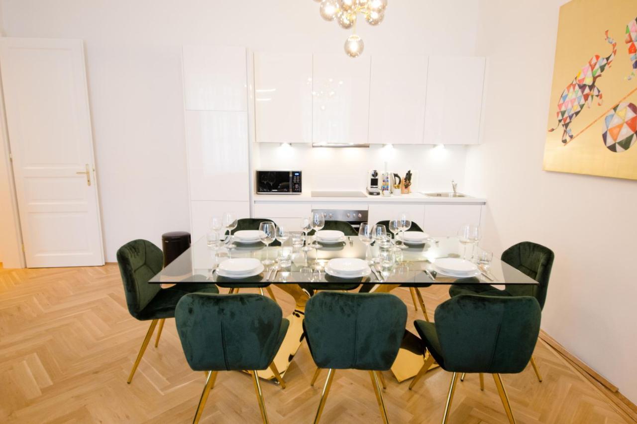 Studio Apartments Opera - Mai'S Apartments เวียนนา ภายนอก รูปภาพ